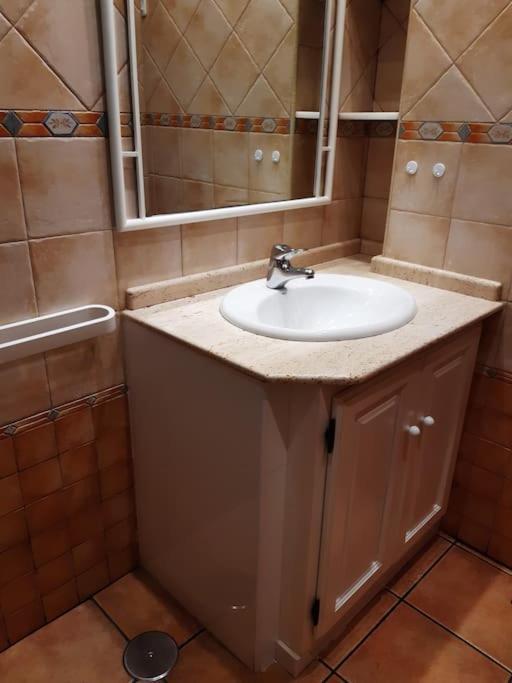Apartamento Calma Chica Τορρεμολίνος Εξωτερικό φωτογραφία